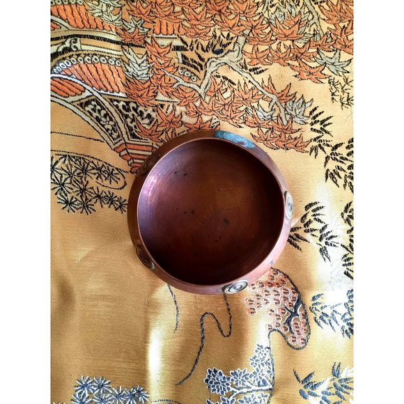 Vintage Middle Eastern Hand Hand Hammered Copper Vessel Pots Pair Set - Picture 5 of 5